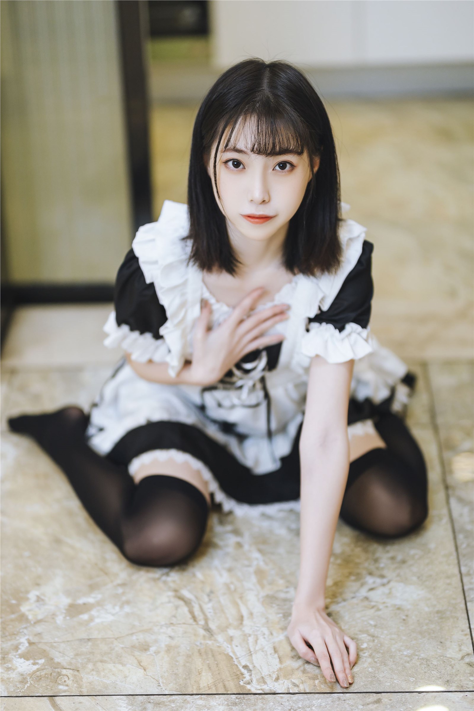 Xu LAN short skirt maid(8)